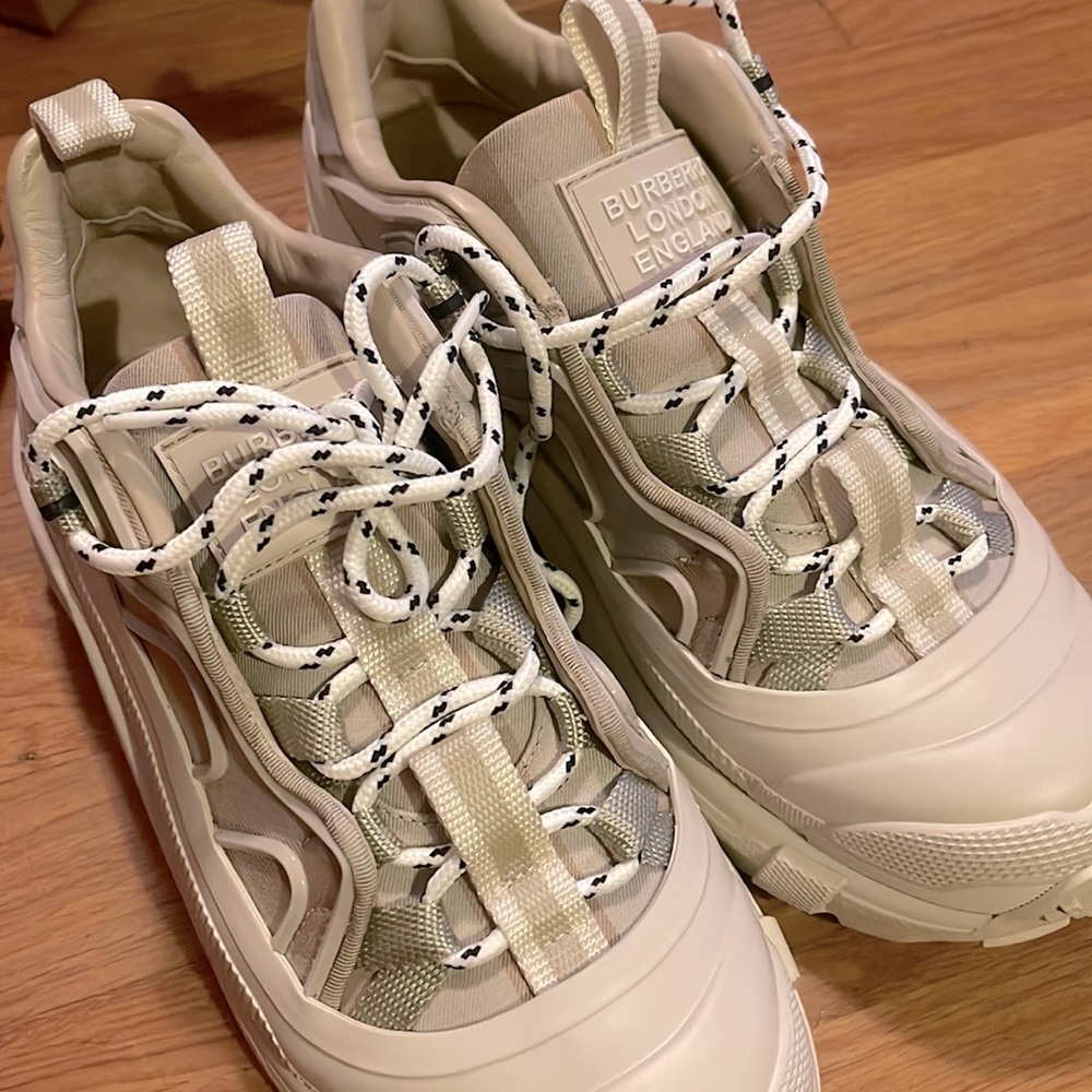 Burberry Arthur Check Sneakers